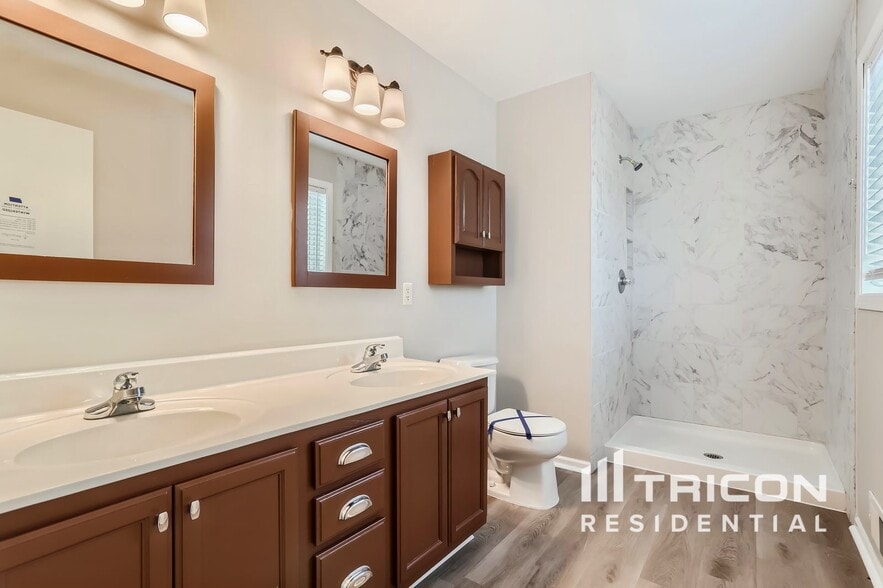 Building Photo - 7173 Joplin Ave S