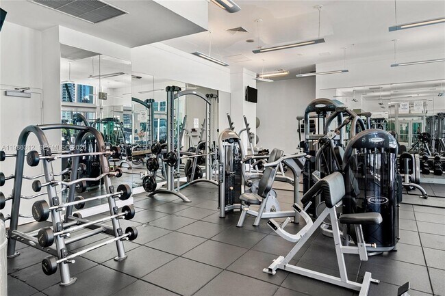 Building Photo - 90 SW 3rd St