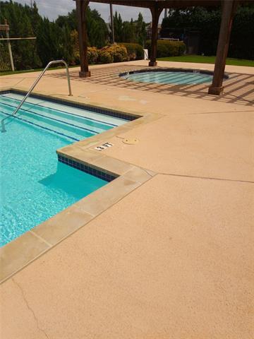 Building Photo - 403 Colony Dr