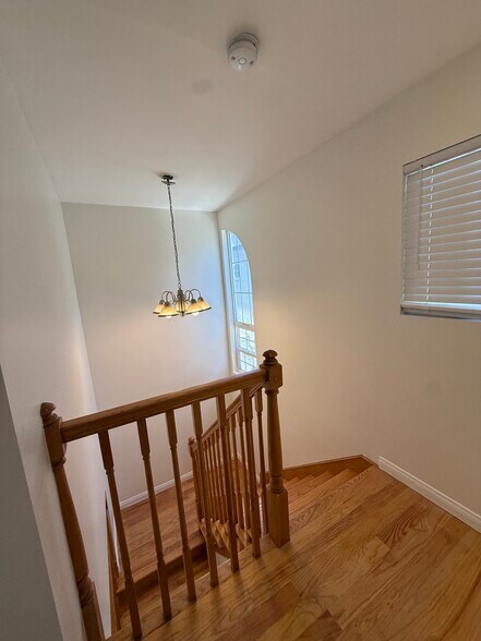 Building Photo - 2446 S Centinela Ave