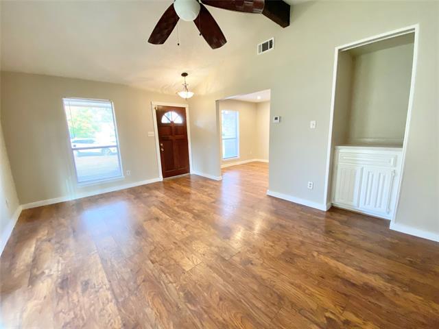 Building Photo - 5911 Teal Ridge Dr