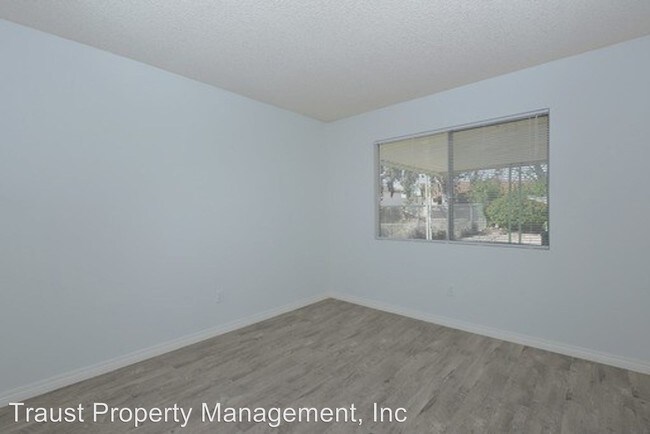 Building Photo - 2 br, 1 bath House - 1655 Peacock Blvd.
