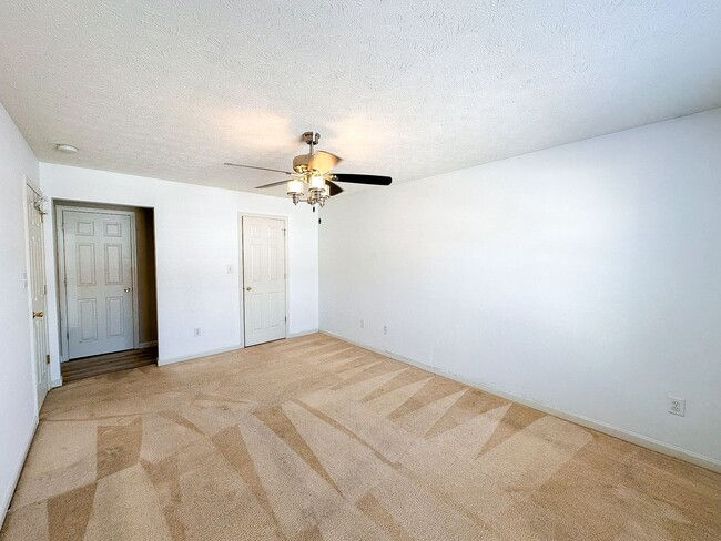 Building Photo - 4827 Flat Stone Pl