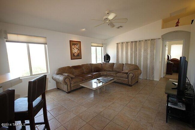 Building Photo - 8851 N Palo Verde Bluffs Pl