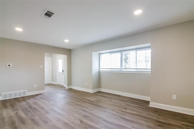 Building Photo - 309 E Huitt Ln