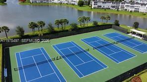 Building Photo - 918 Twin Lakes Dr