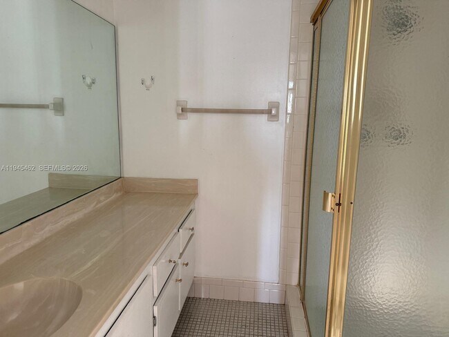 Building Photo - 5841 NW 61st Ave