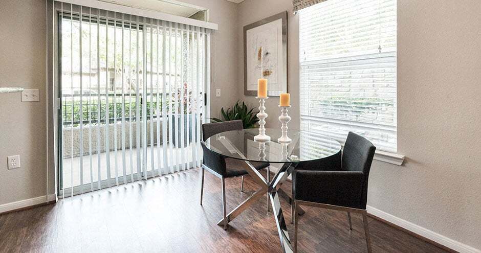 Building Photo - Old Farm Apartment Homes