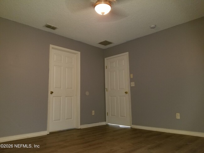 Building Photo - 837 Broxton St