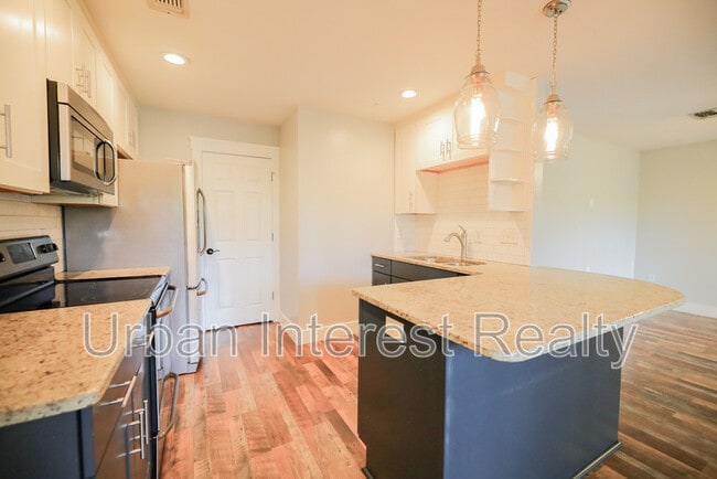 Building Photo - 314 Liriope Loop