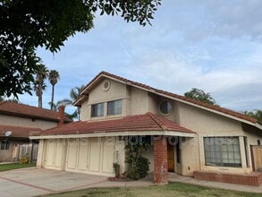 Building Photo - 954 Cornwell Ct