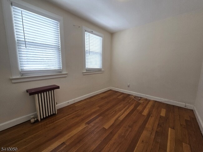 Building Photo - 48 Freeman Pl