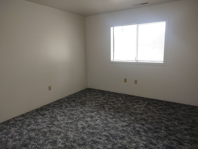 Building Photo - 1439 Terrace Dr