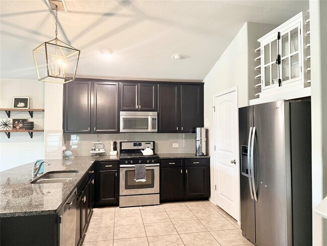 Building Photo - 408 Wincliff Dr