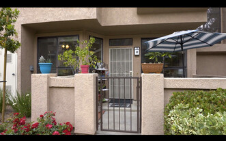 Building Photo - 155 N Singingwood St