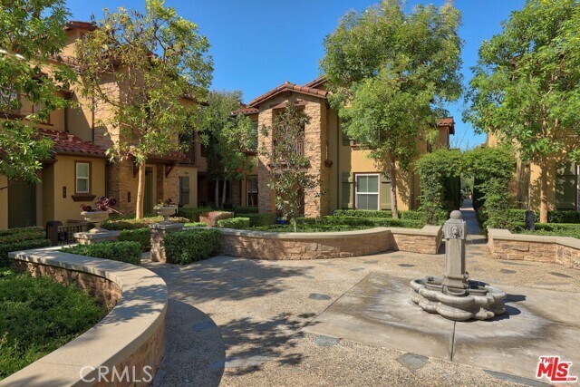 Building Photo - 211 Danbrook