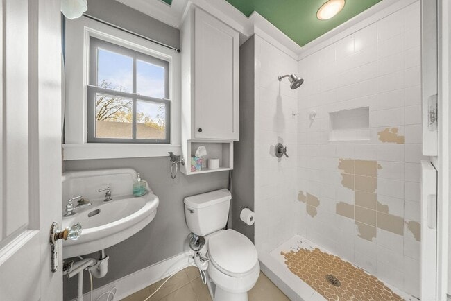 Building Photo - 5100 Lee Ave