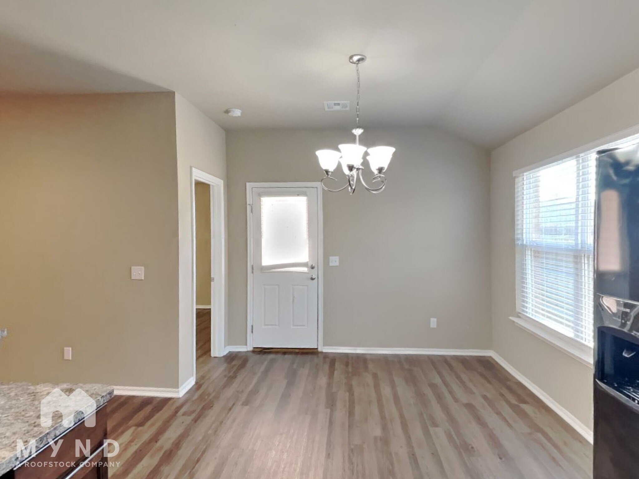 Building Photo - 3412 SE 95th St