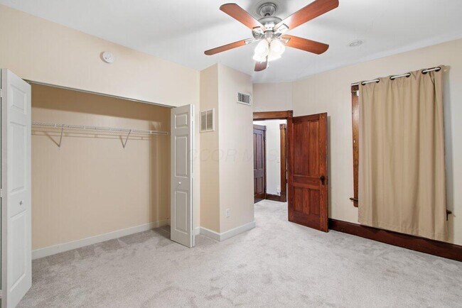 Building Photo - 22 E Frankfort St