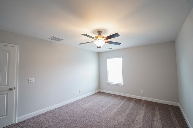 Building Photo - Coming Available!