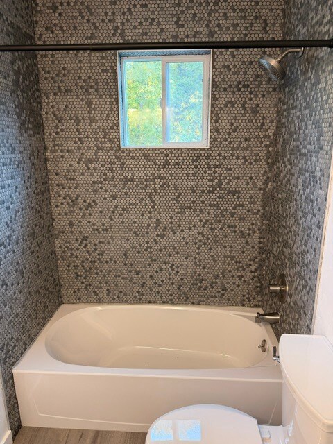 Building Photo - 4500 Willow Cir
