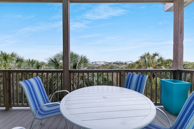 Building Photo - 4111 Isla Del Sol Dr