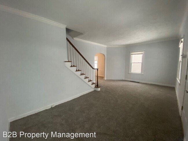 Building Photo - 3 br, 1 bath House - 12028 Wade Park Ave.