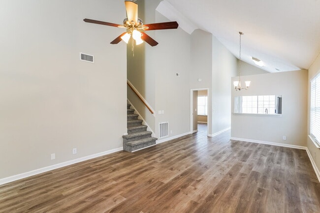 Building Photo - 1016 Mansker Dr