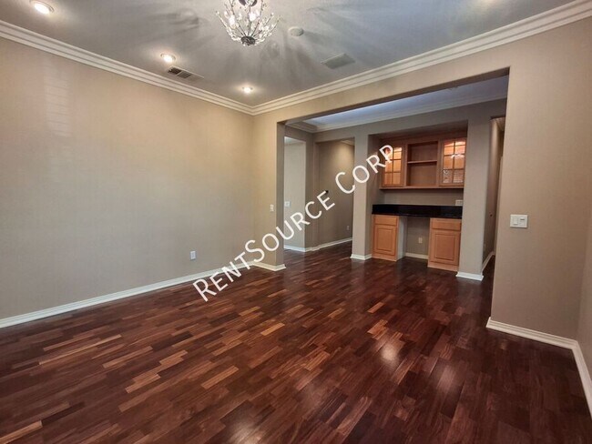 Building Photo - 27046 Maple Tree Ct