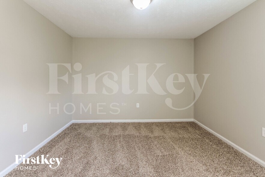 Building Photo - 2416 Borgman Dr
