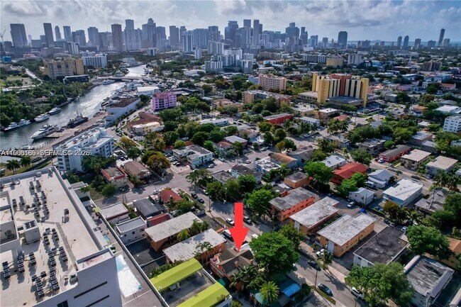 Building Photo - 1033 NW 6th St