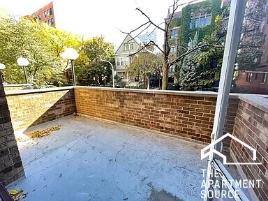 Building Photo - 744 W Gordon Terrace