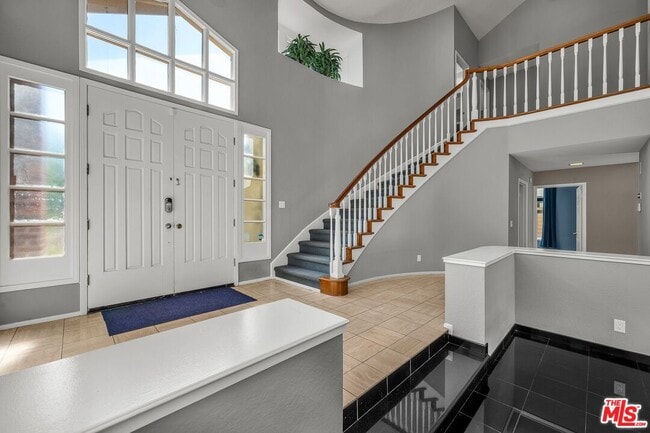 Building Photo - 7513 W 83rd St