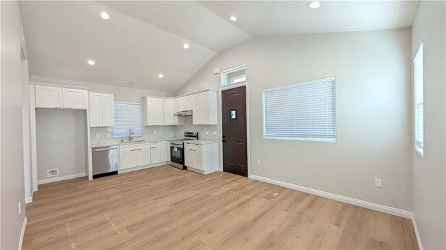 Primary Photo - 913 Durango Ct