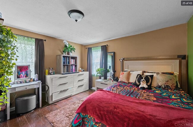 Building Photo - 7525 Montgomery Rd