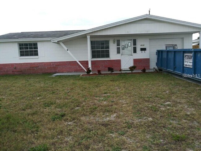 Primary Photo - 4030 Chesswood Dr