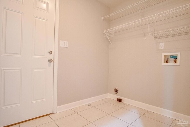 Building Photo - 3569 S Hampton Way