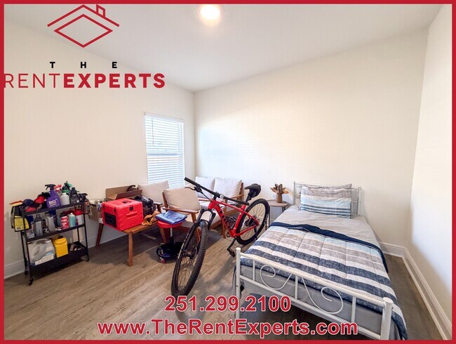 Building Photo - 27137 Augustine Drive