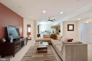 Building Photo - 9813 Hammer Ln