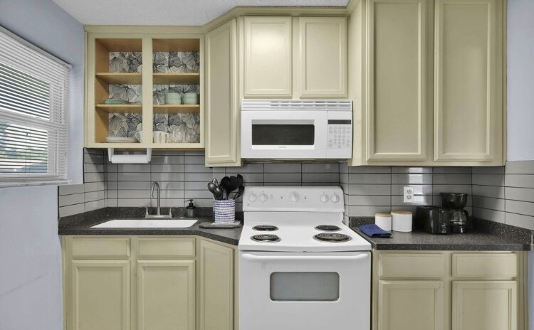 Building Photo - 3136 Belden Cir