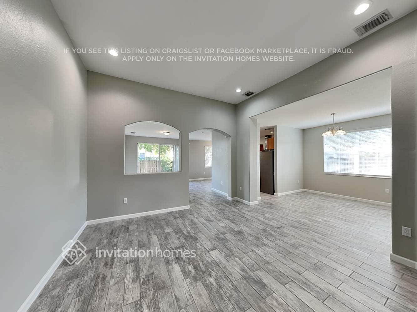 Building Photo - 15380 SW 10th St