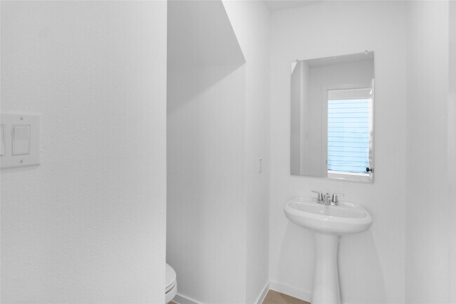 Building Photo - 725 Wagtail Dr