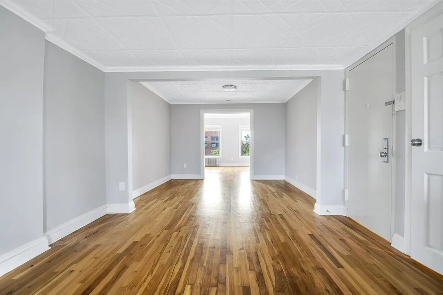Building Photo - 43 Woodhull St