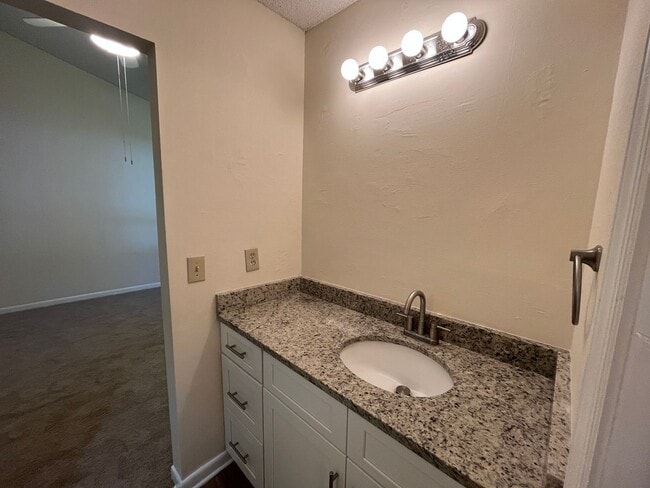 Building Photo - 135 Olive Tree Cir