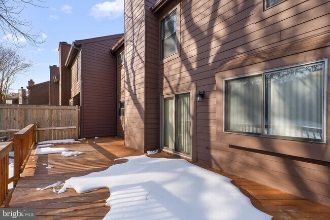 Building Photo - 6476 Sewells Orchard Dr