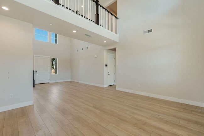 Building Photo - Newly Built 5BR Luxury Home in El Dorado Hills – 3,926 Sq Ft!