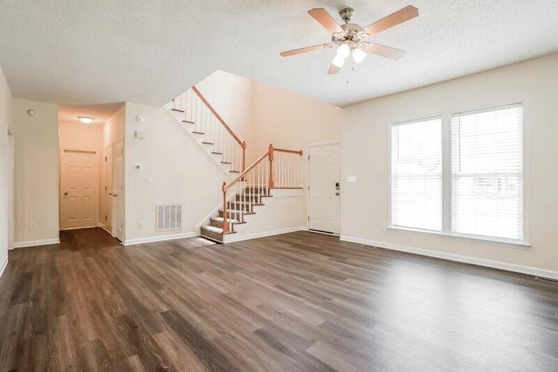Building Photo - 508 Zircon Ln