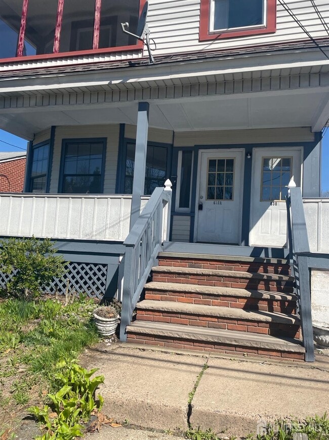 Building Photo - 638 Bound Brook Rd