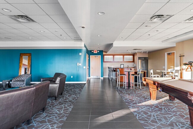 Building Photo - 929 Portland Ave