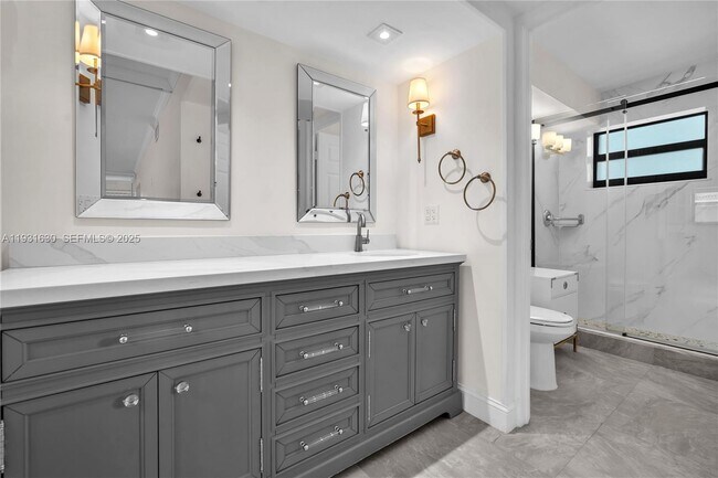 Building Photo - 3265 Virginia St